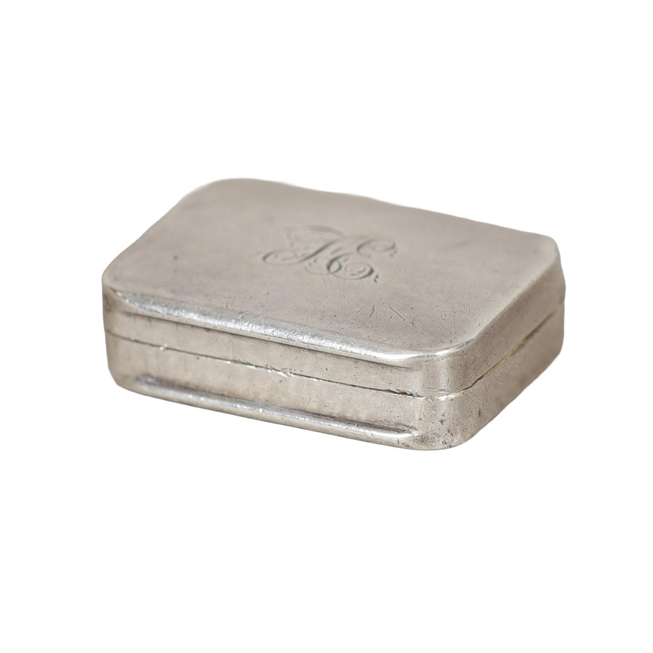 A GEORGE III SILVER VINAIGRETTE.
