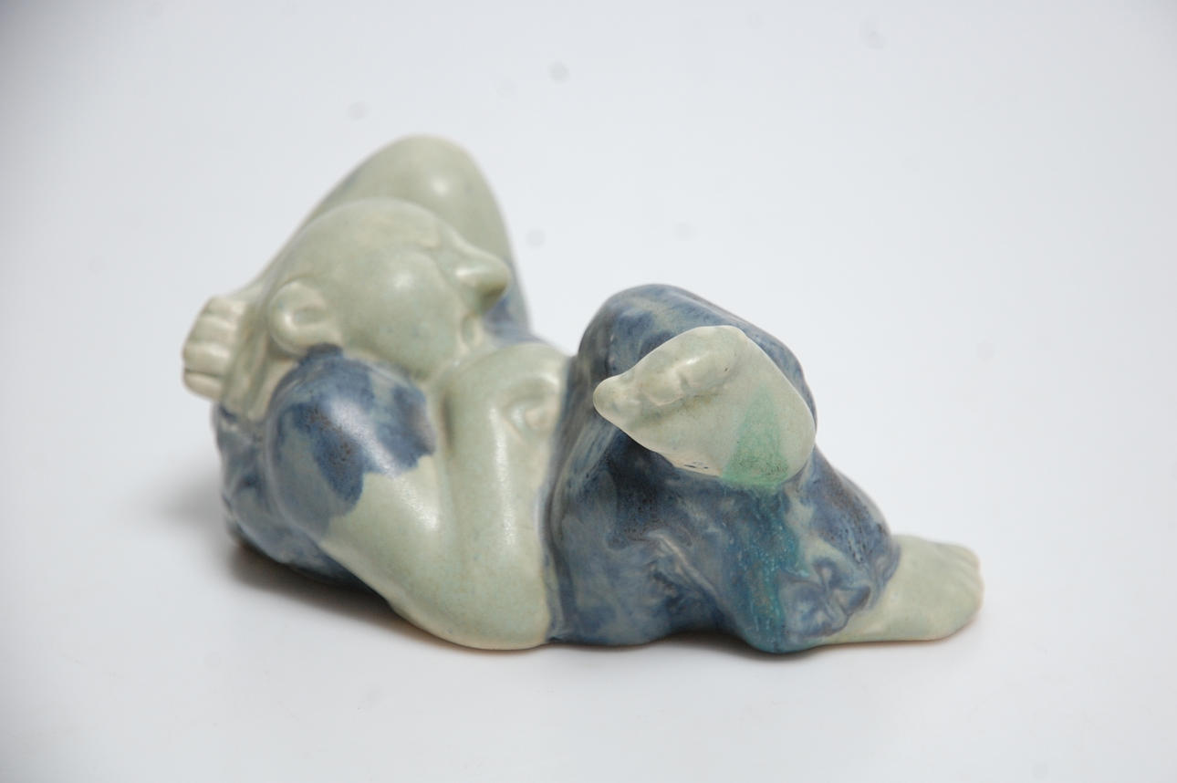 ÅKE HOLM. skulptur, keramik " Kullatroll " signerad.