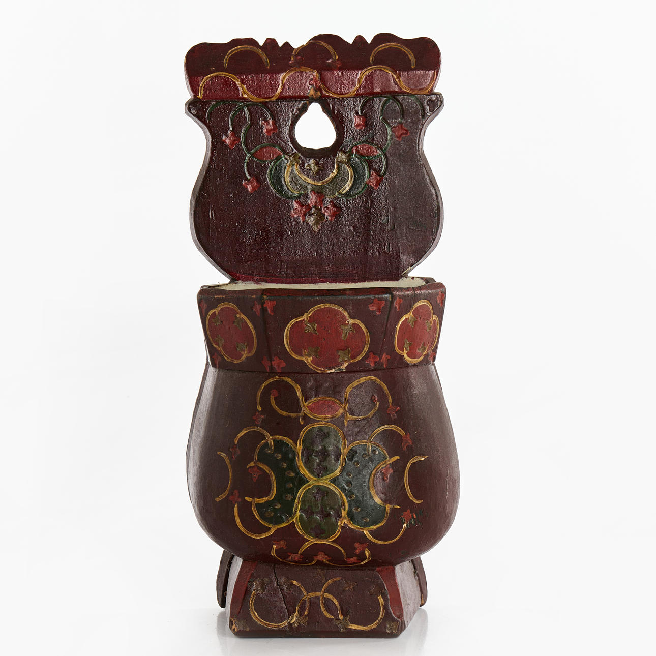 A 19th century spoon holder, general.