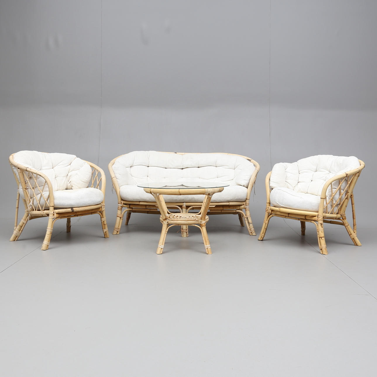 SOFFGRUPP, 4 st, 1900-talets andra hälft.