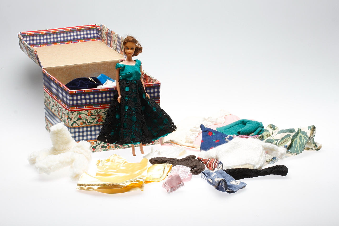 DOCKA, Barbie.