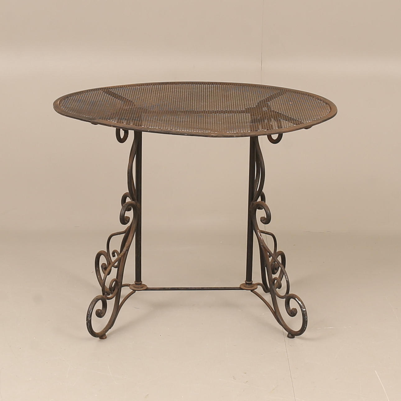 GARDEN TABLE, metal, 1900/2000s.