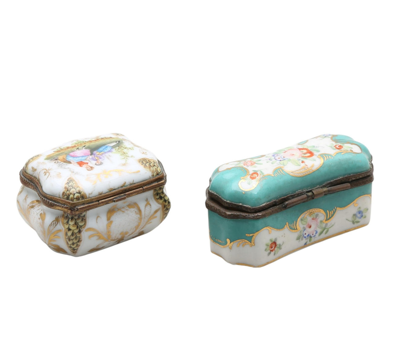 Two snuff boxes in German porcelain, 19th Century.