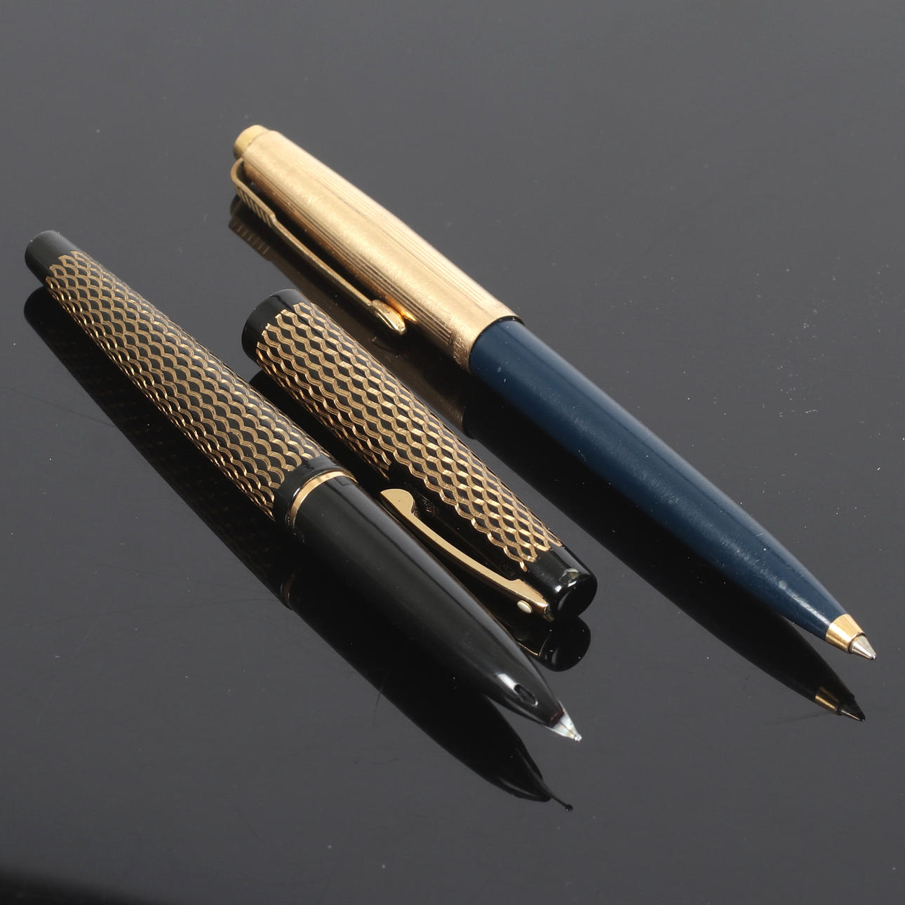 A 20th-century Parker fountain pen and fountain pen. Collectables ...