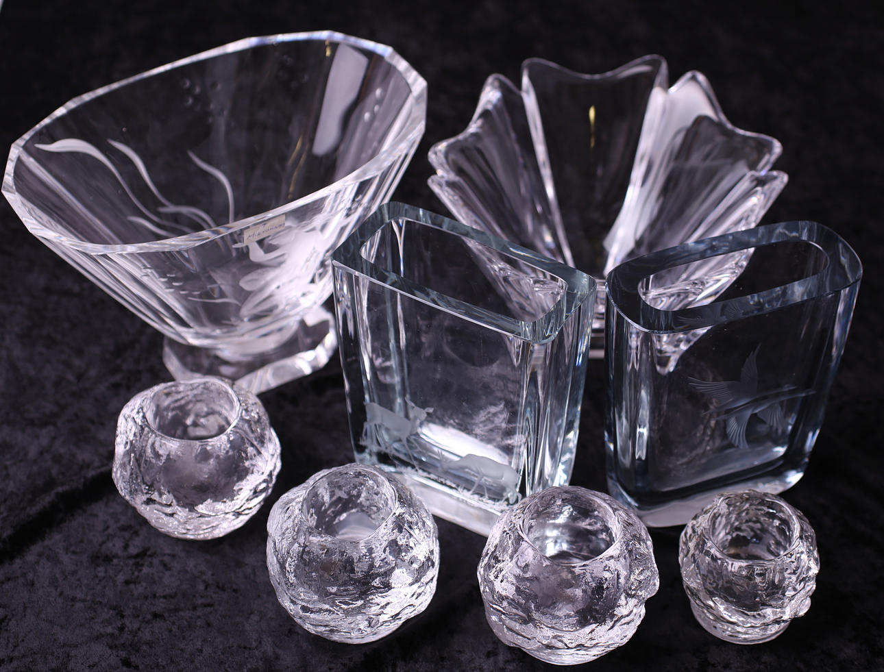 GLASFÖREMÅL, 8 st, transparenta, 1900-tal.