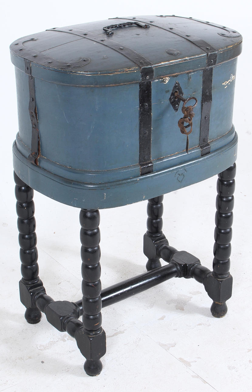 KISTSKRIN, med benställning, allmoge.