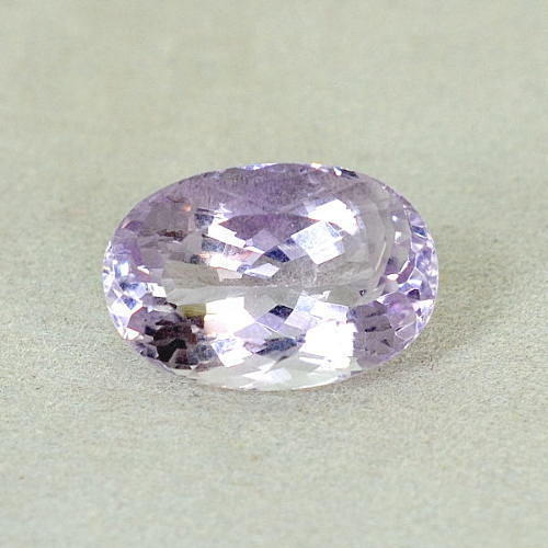 ROSE DE FRANCE AMETIST, 12,37 CT. rosa certificete.