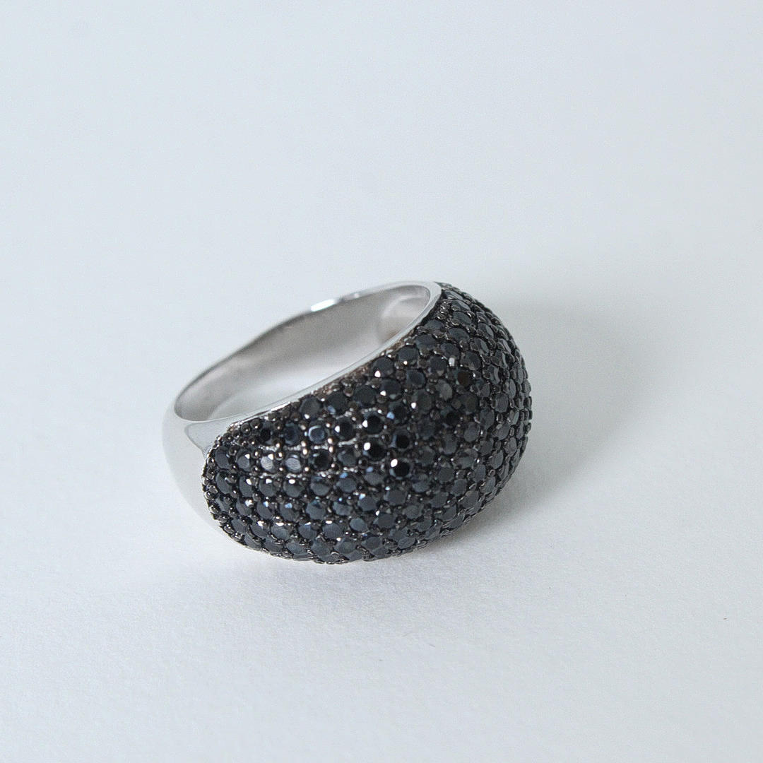 925 silver ring with black spinel.