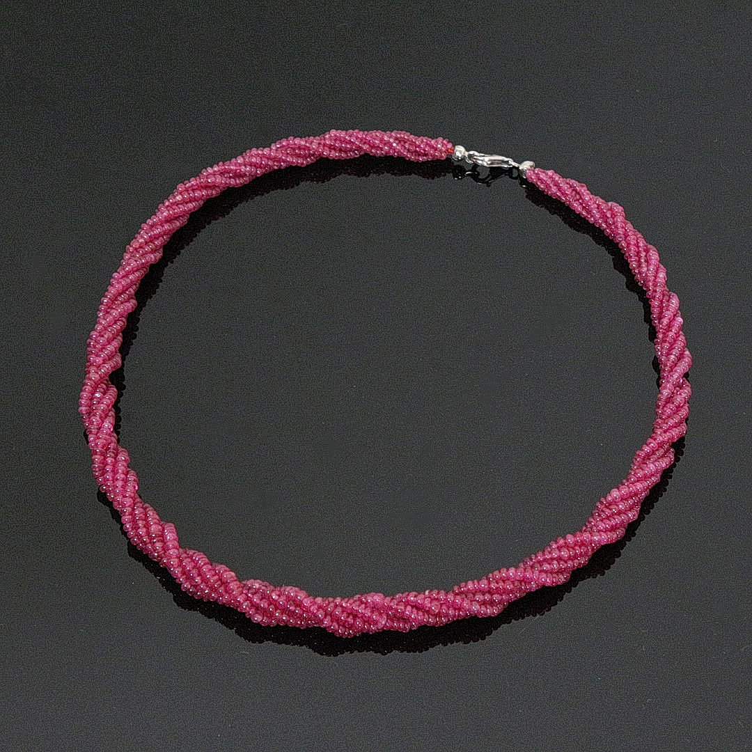5-row ruby necklace, 925 silver clasp.