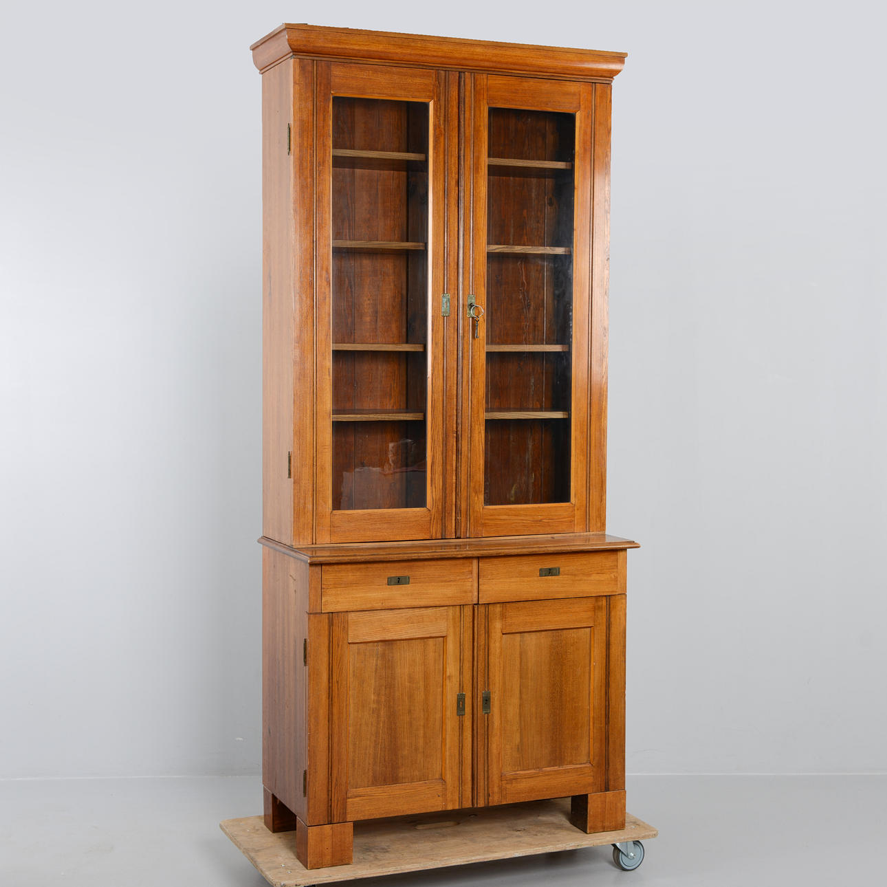 HÖGSKÅP, jugend, sekelskifte 1800/1900.