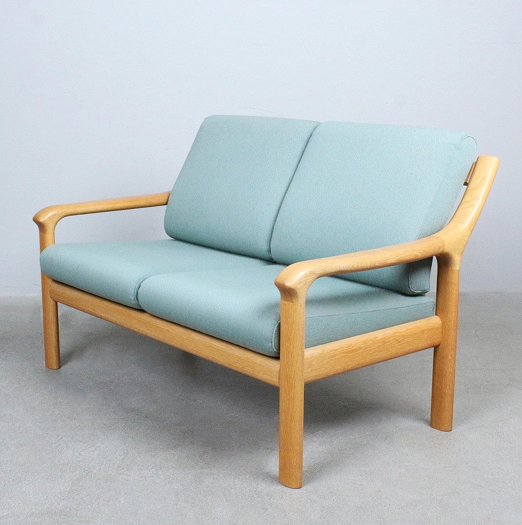 HOLSTEBRO MØBELFABRIK. Sofa/two-seater, oak, Denmark, 1970s.