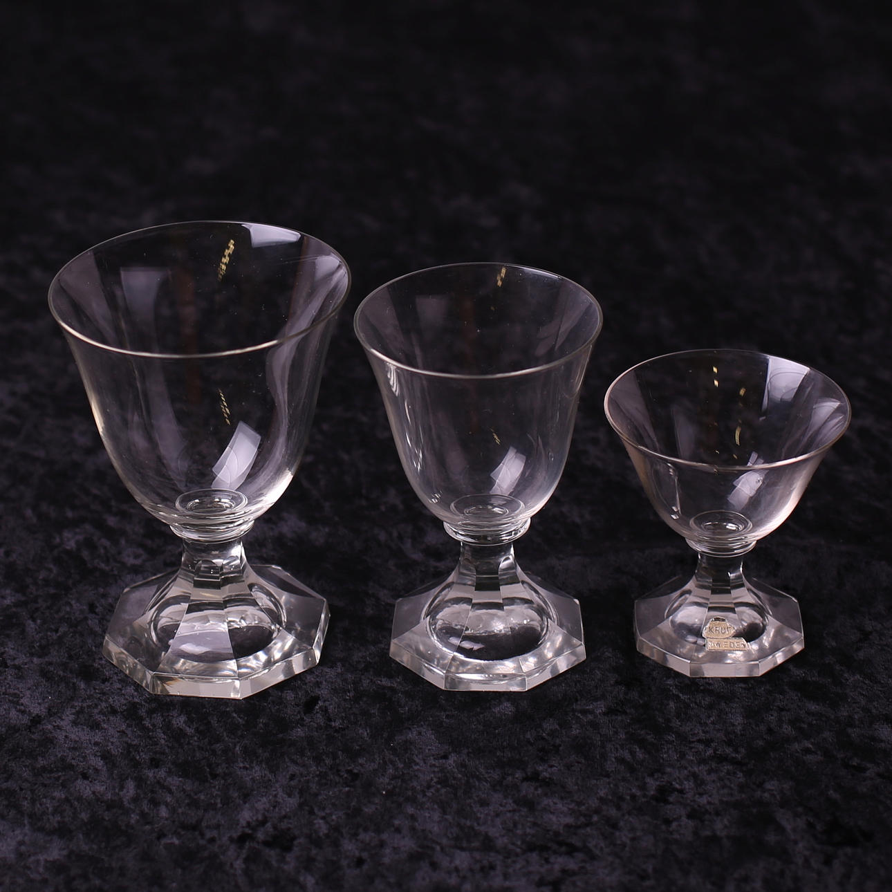 GLASSERVIS, 26 delar, Skruf, 8-kantig fot, 1900-tal.