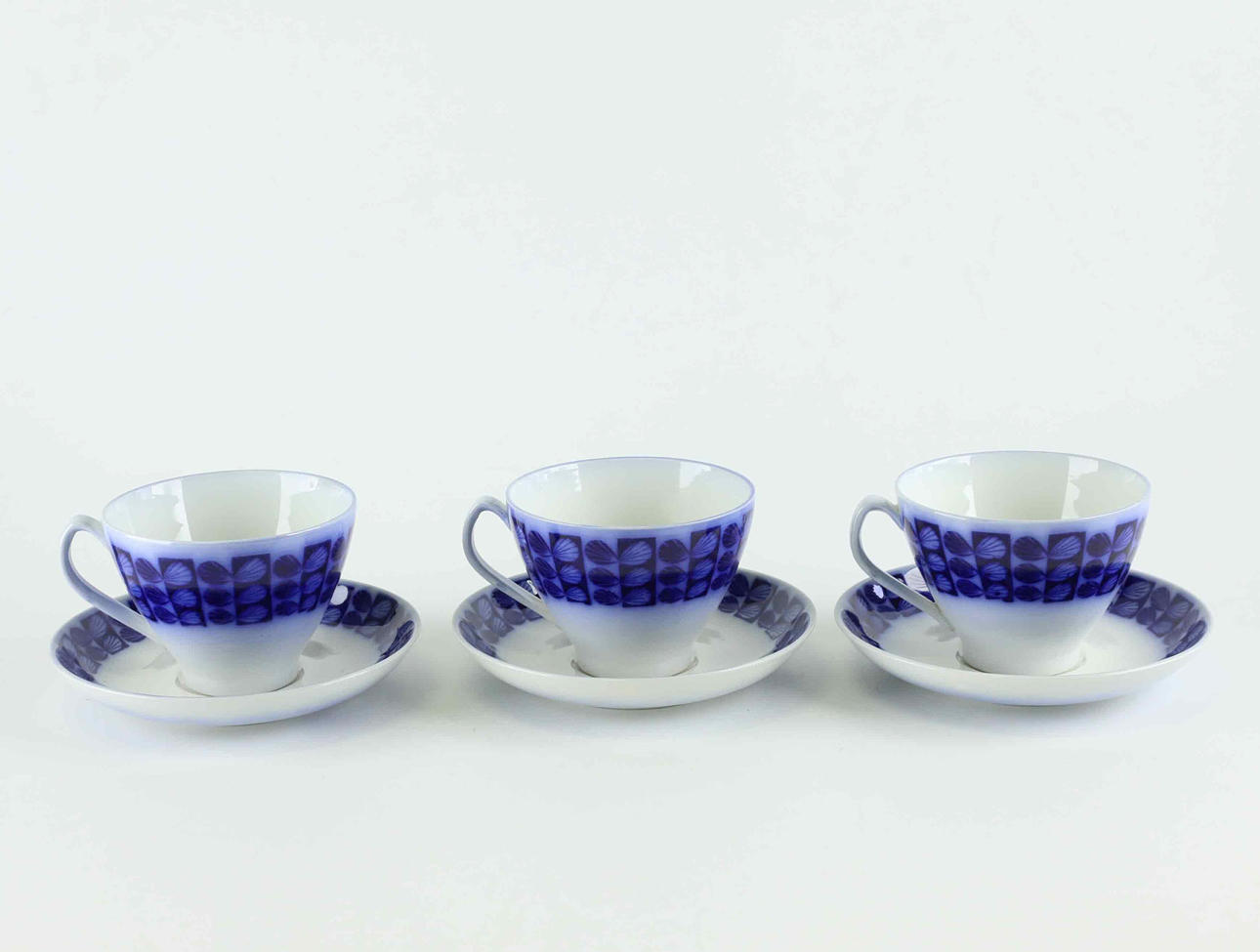BIRGIT TERNELL. A six-piece “Pors” tea set, Upsala Ekeby Gefle, 1960s.