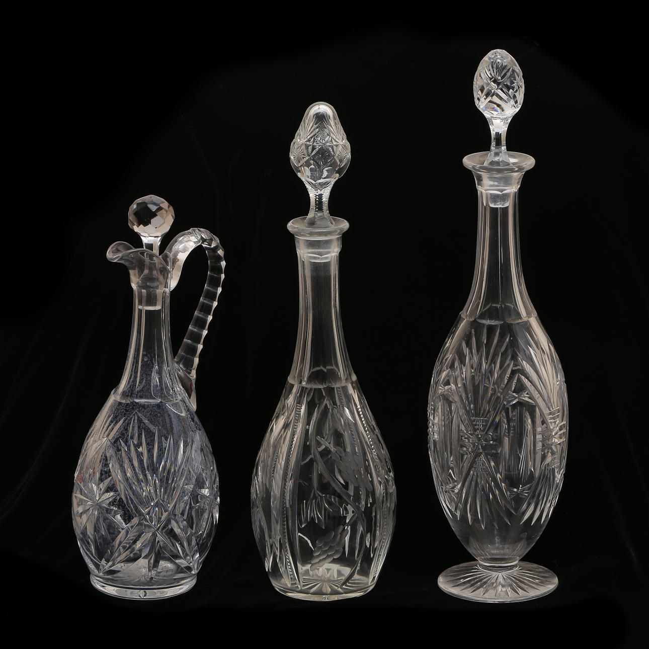 DECANTERS, 3 PCS, 19TH/20TH CENTURY.