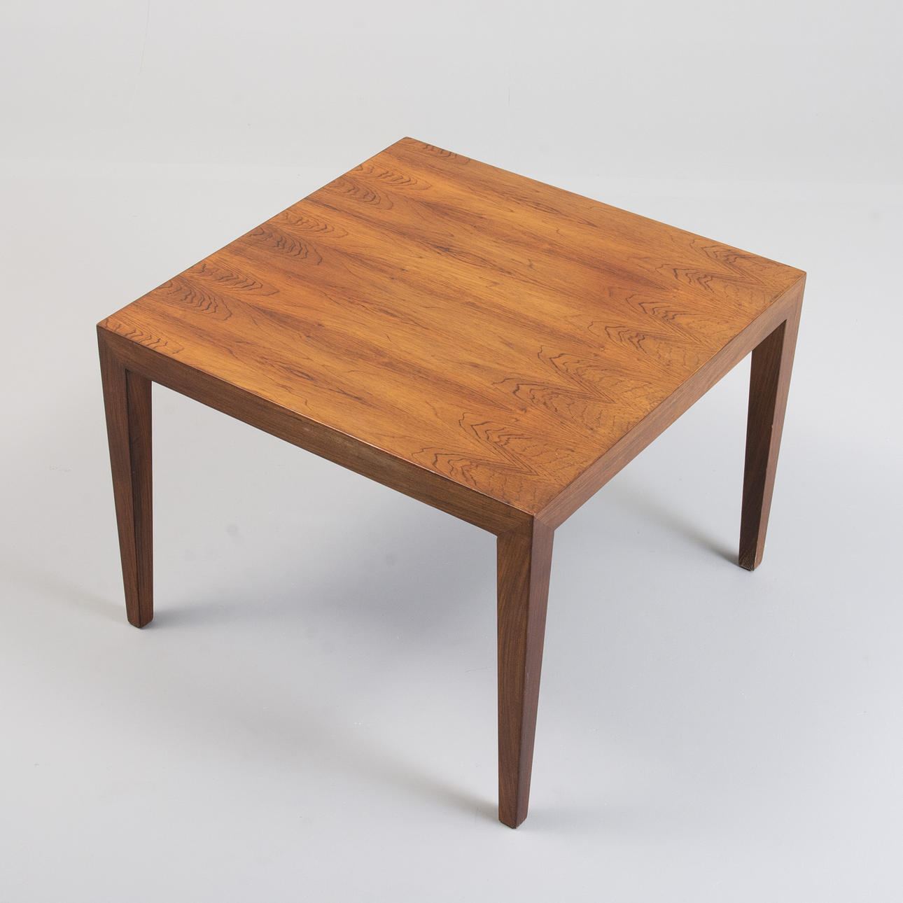 SEVERIN HANSEN. Square side table, veneered rosewood, Haslev Møbelfabrik, Denmark, 1960s.