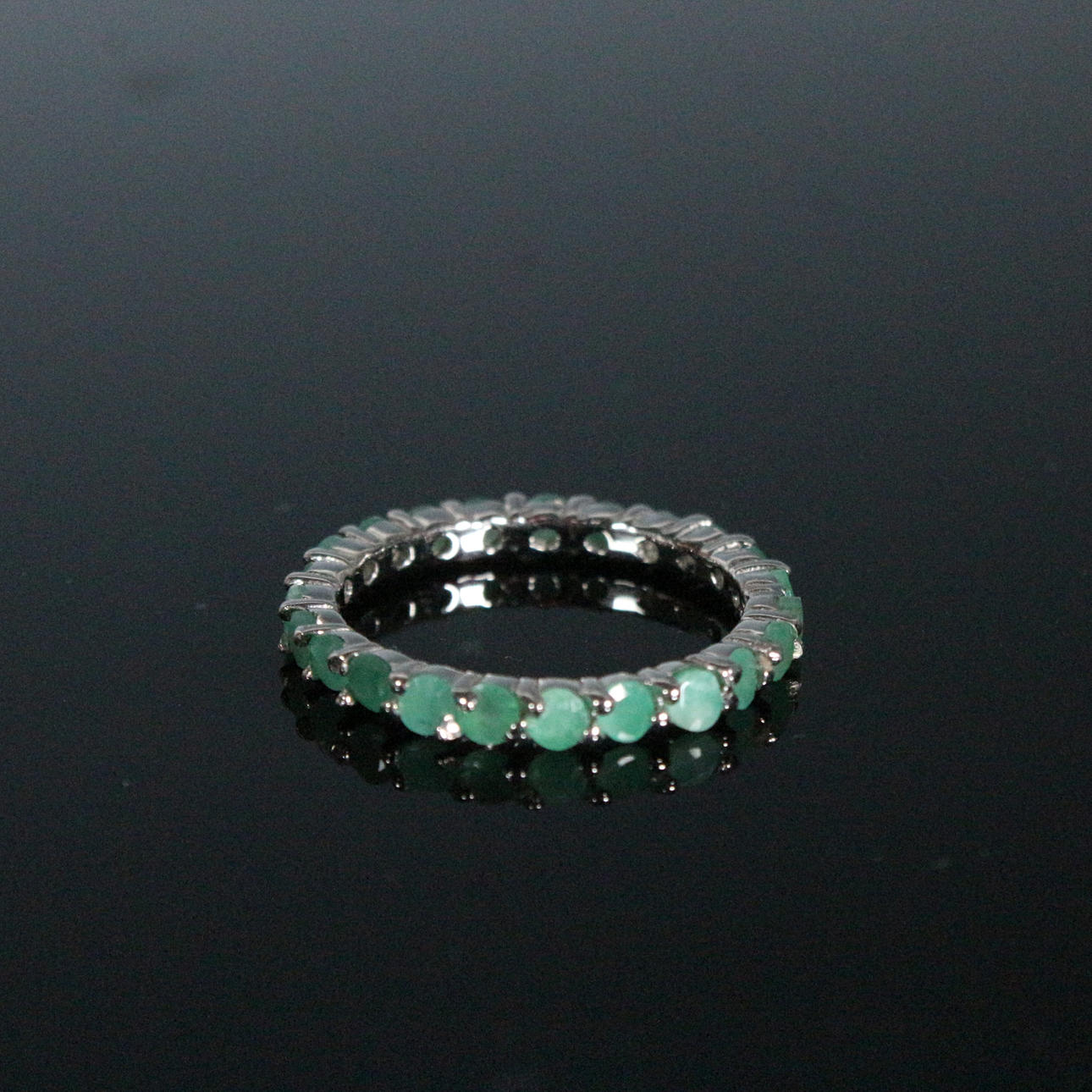 Eternity ring - emerald.