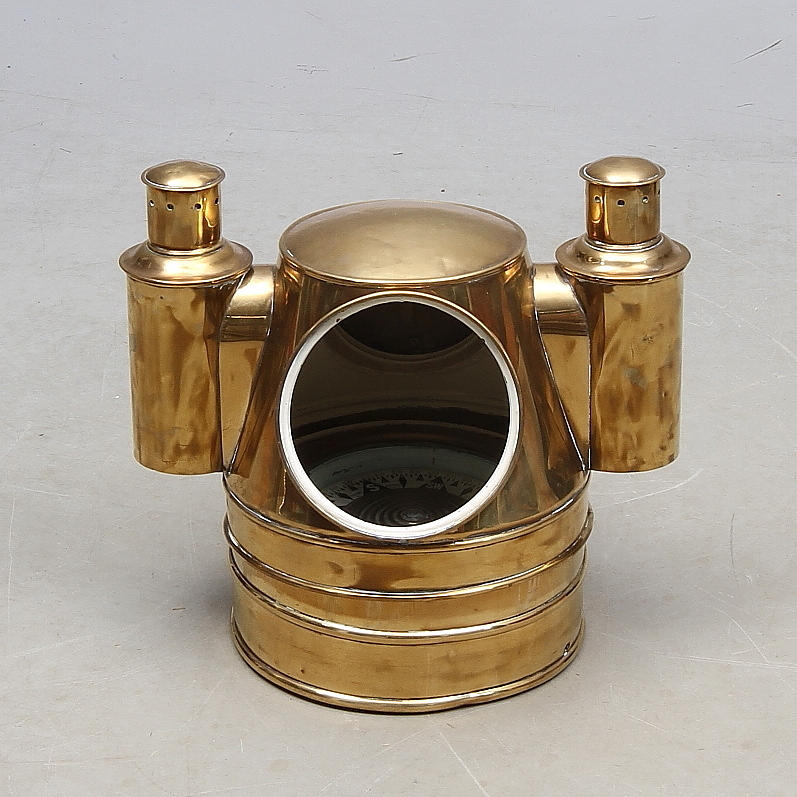 NAKTERHUS, mässing, AB Lyth, Stockholm.