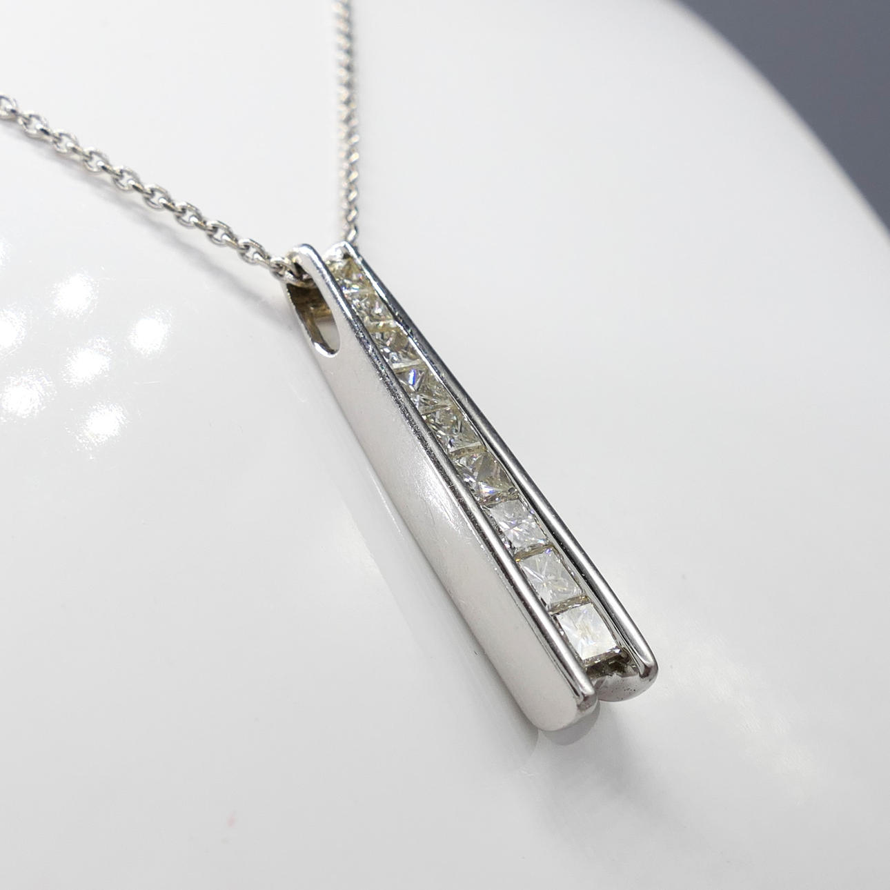 PRINCESS-CUT DIAMOND necklace.