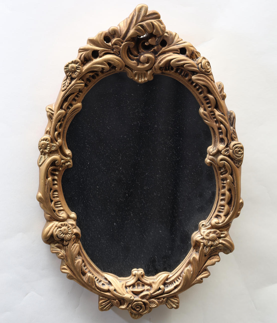A late 20th century mirror.