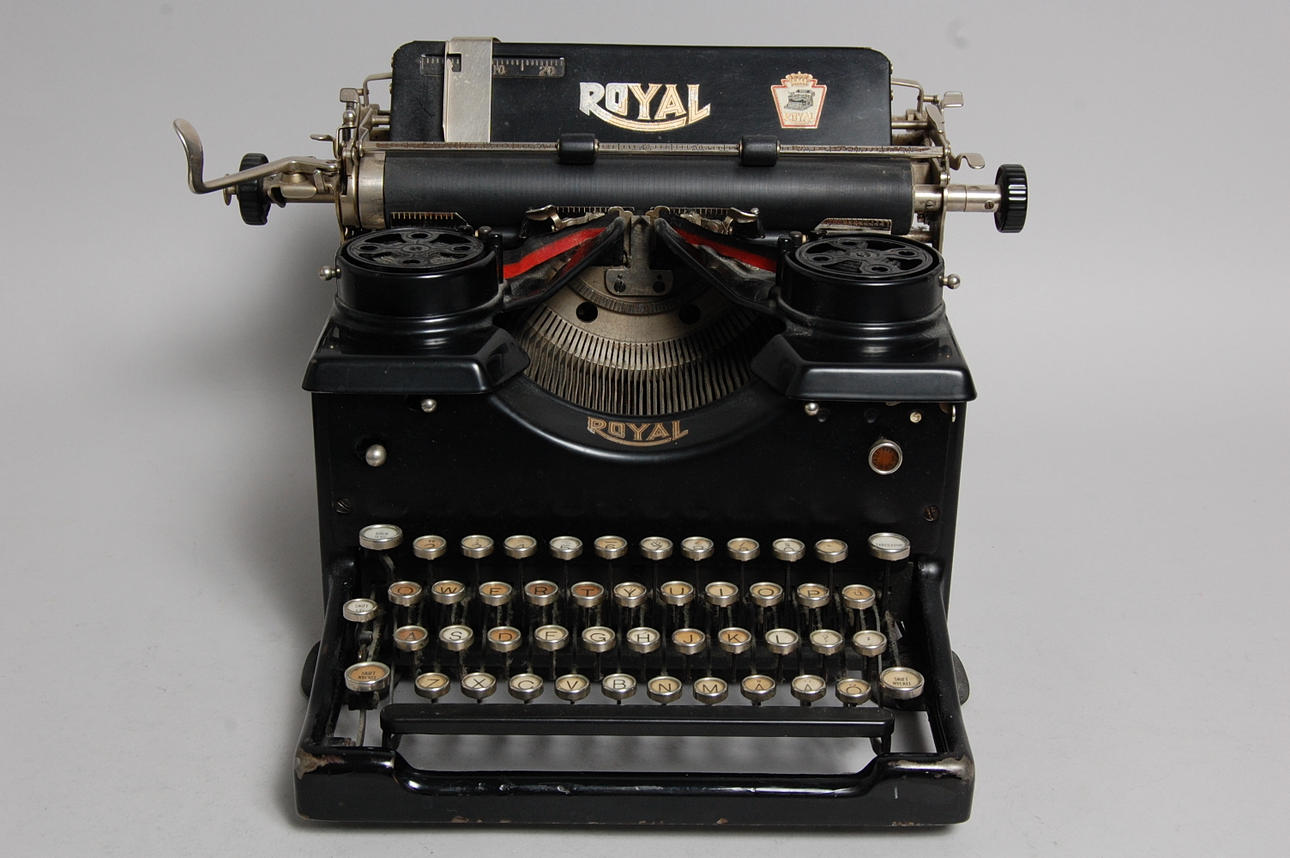 SKRIVMASKIN, Royal, 1900-talets början.