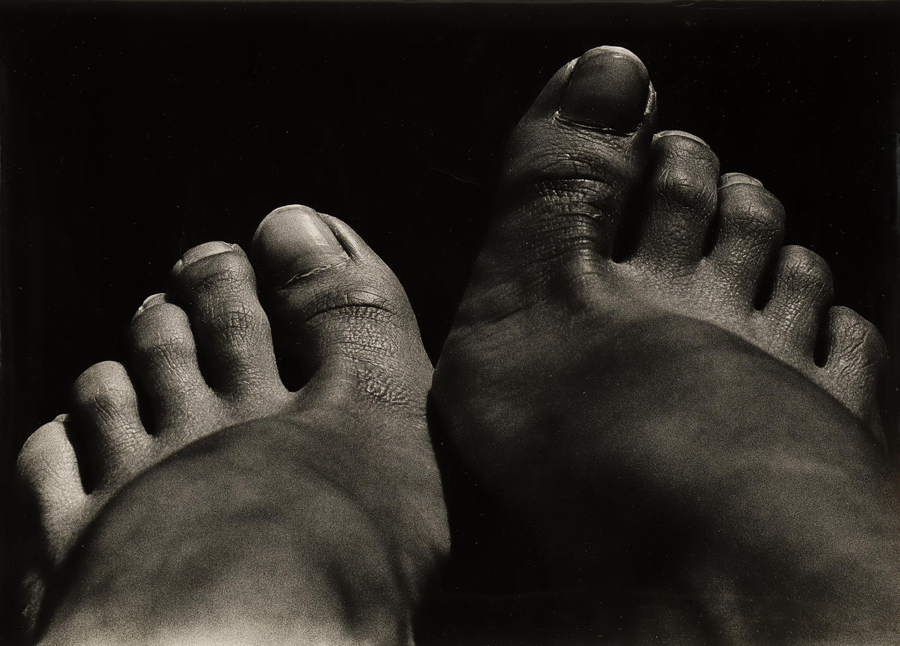 NILS-ERIK WIKEBÄCK. Feet.