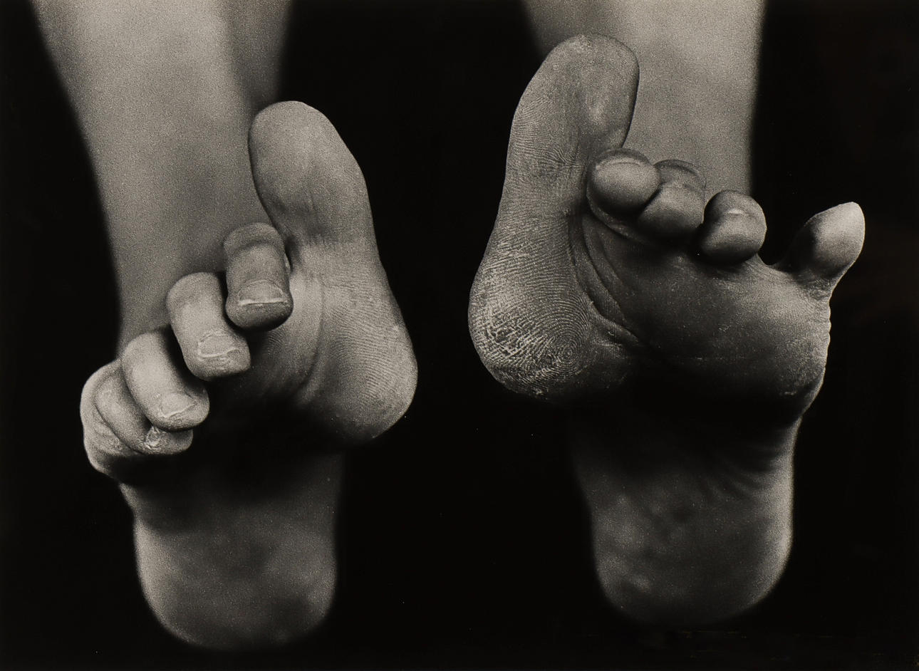 NILS-ERIK WIKEBÄCK. Feet.