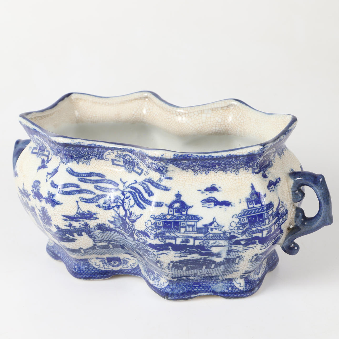 JARDINIERE, porslin, Kina. Keramik & Porslin - Orientaliskt - Auctionet