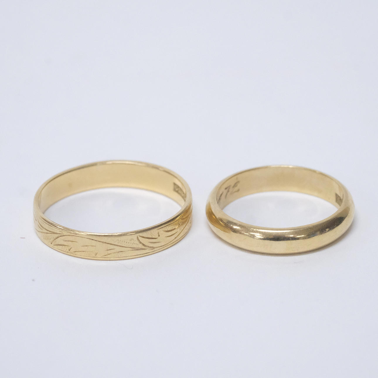 RINGS, 18K GOLD, TWO PIECES. Jewellery & Gemstones - Rings - Auctionet