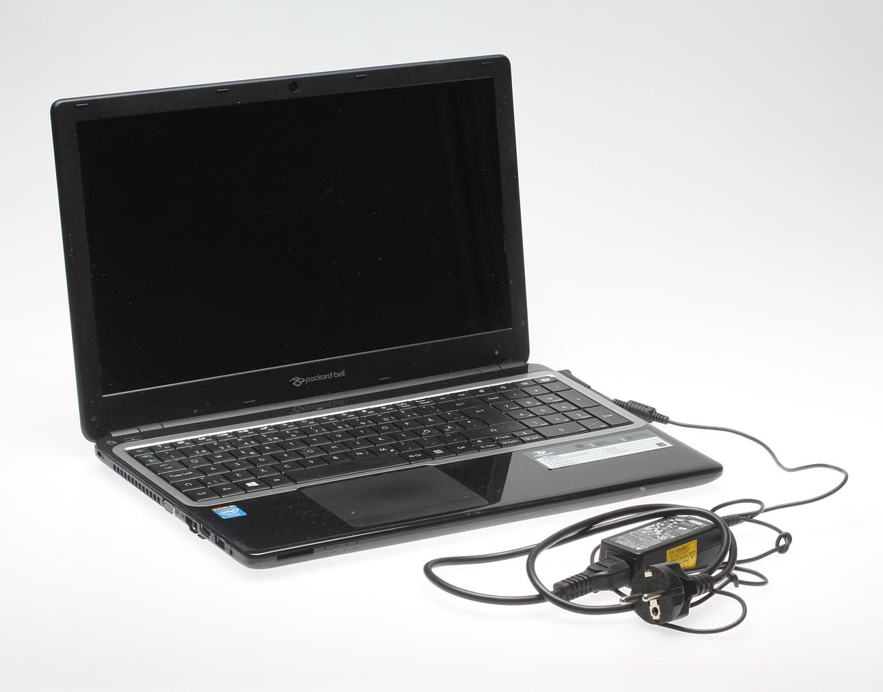 BÄRBAR DATOR, 15,6", Easynote TE, Packard bell.