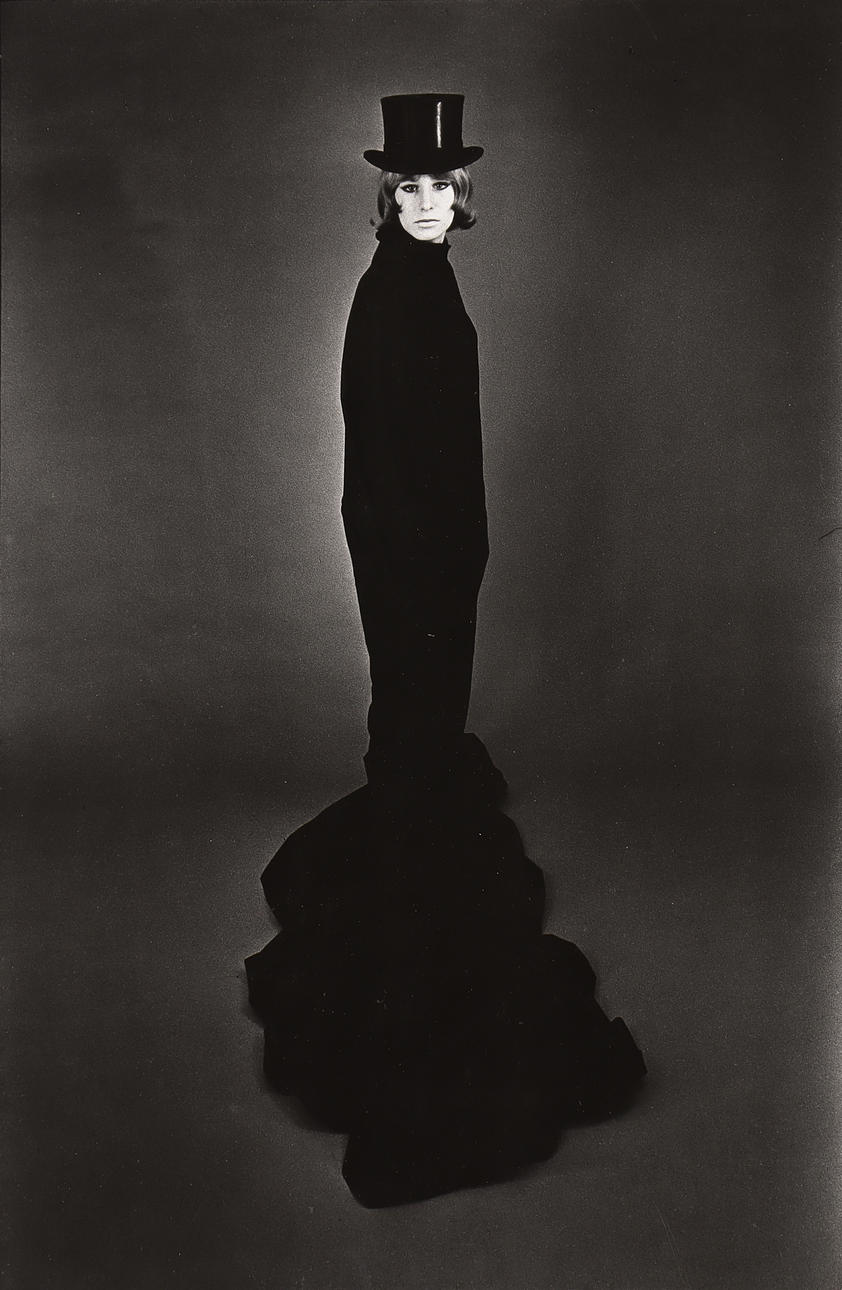 NILS-ERIK WIKEBÄCK. Model in hat.