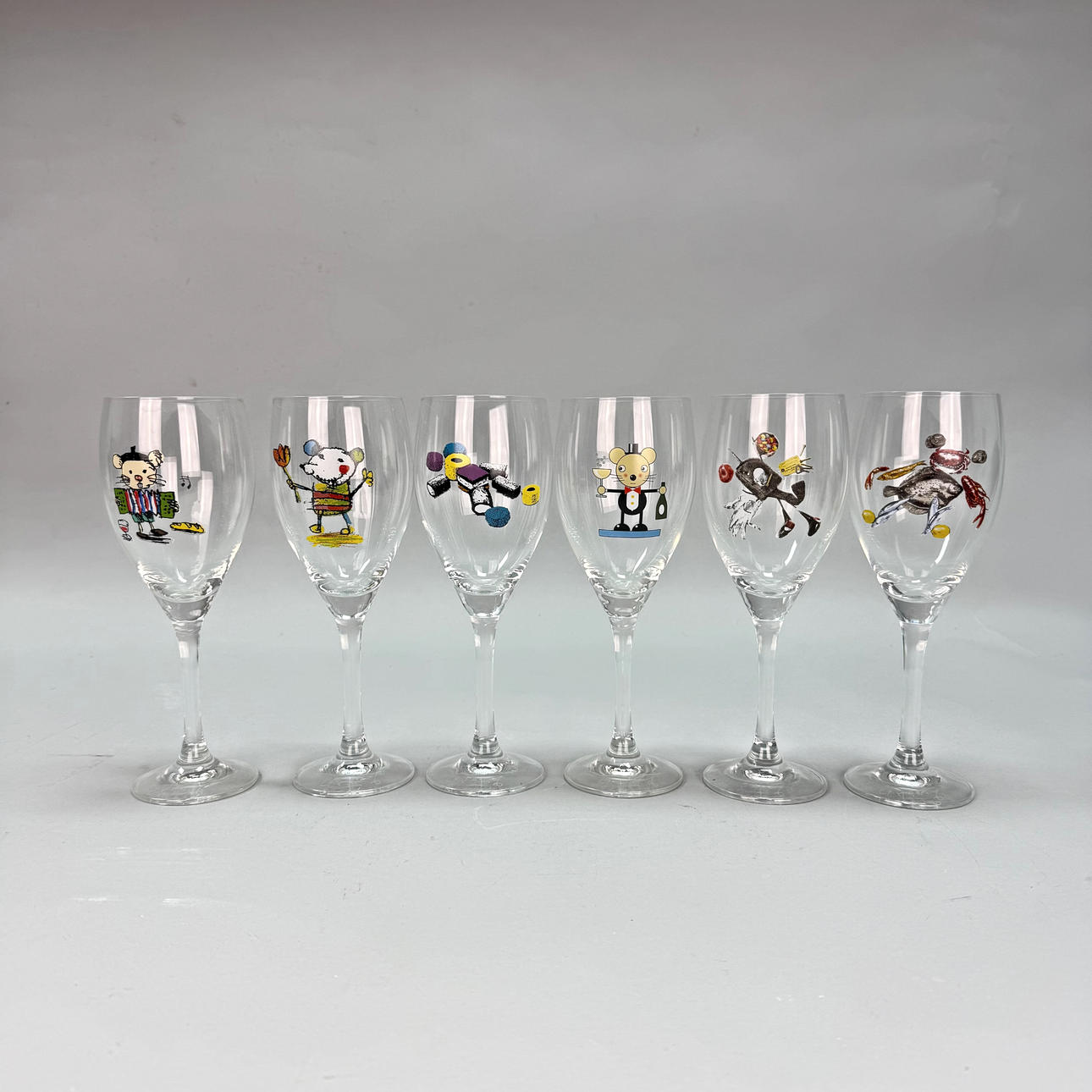 WINE GLASSES - 6 pcs Lasse Åberg, Signed.