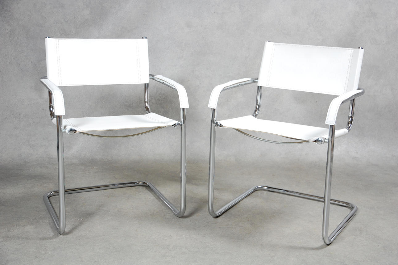 KARMSTOLAR 1 par skinn " Cantilever Chair " 1900 talets senare del.