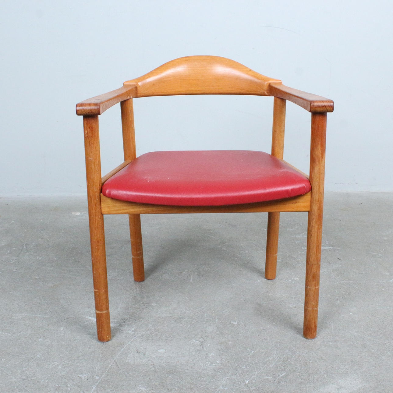 ANDREAS HANSEN. Stol för FORM 75, Galten, DANMARK, 1980-tal.