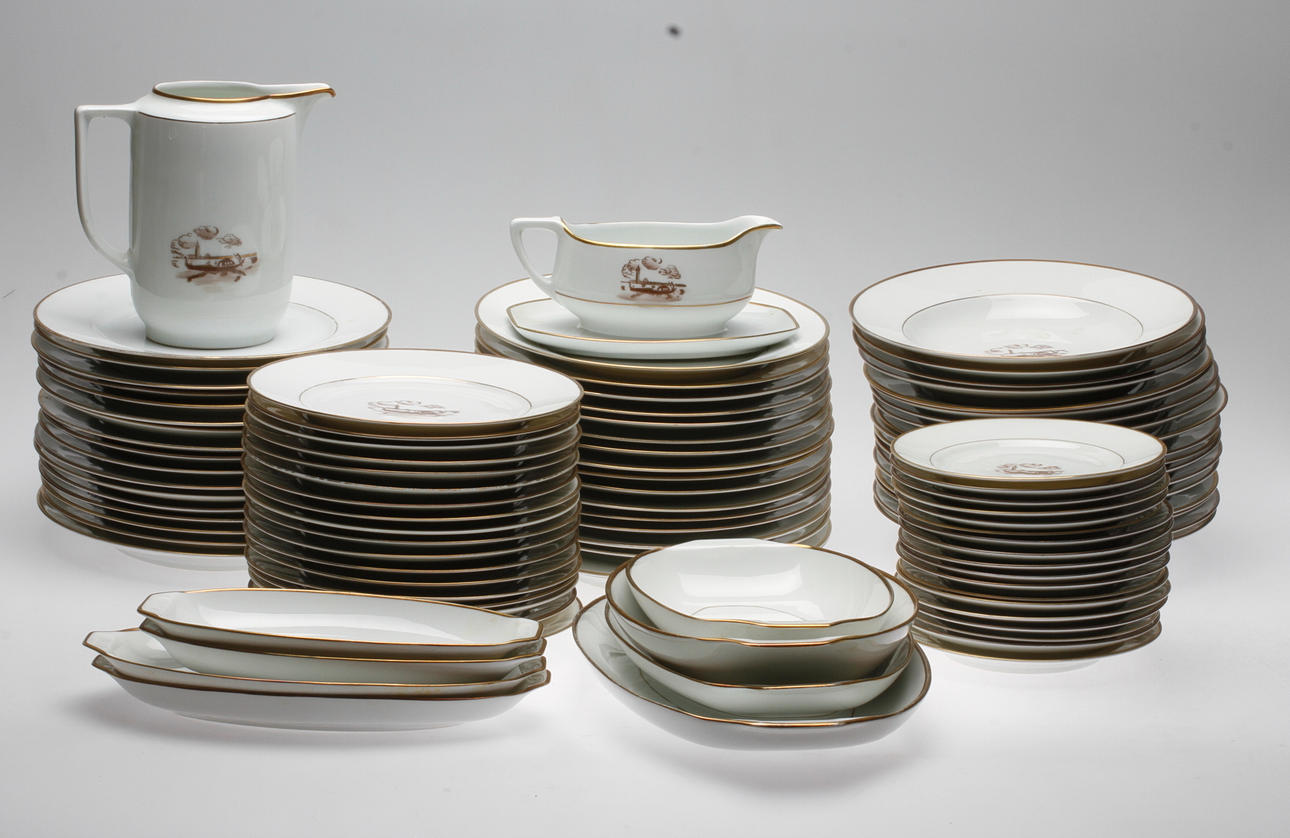 SERVISDELAR, 96 delar, porslin, Karlskrona, 1900-tal.