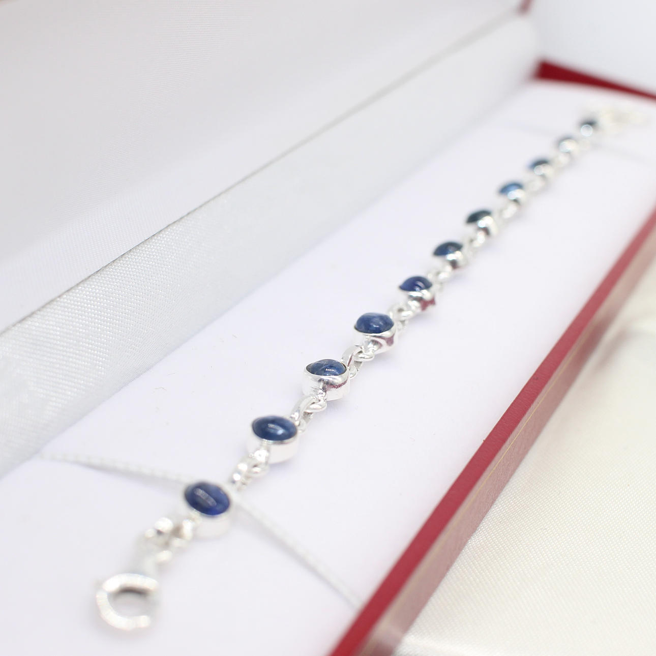 SAPPHIRE SET SILVER DRESS BRACELET.