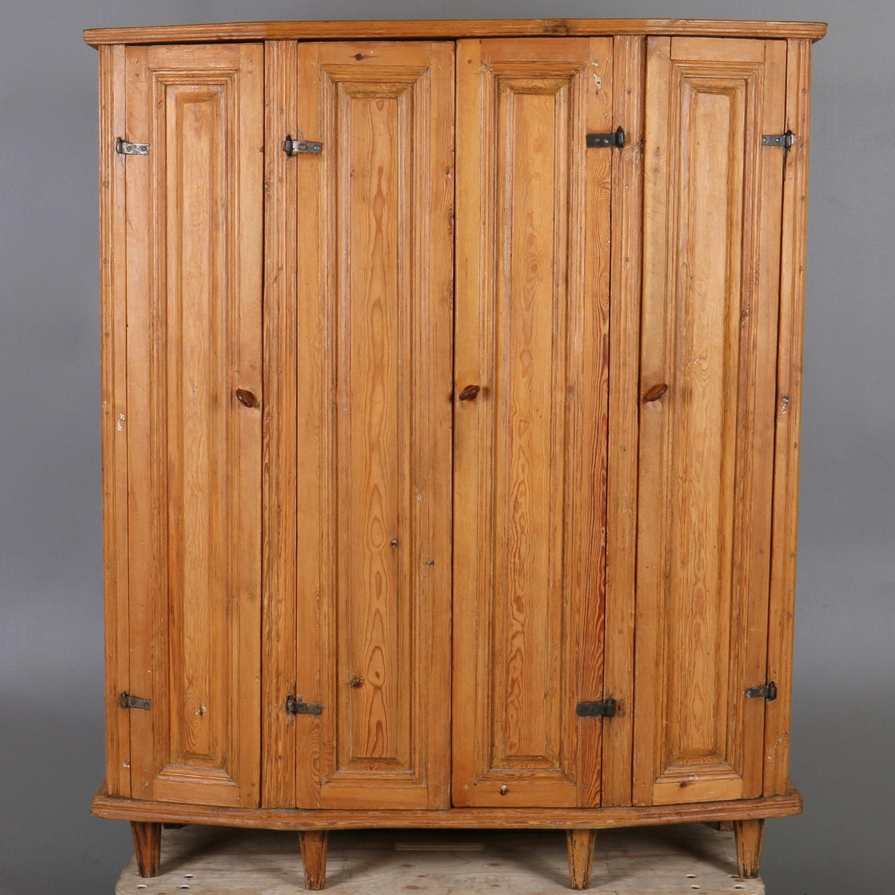 SKÅP, furu, allmoge, 1700/1800-tal.