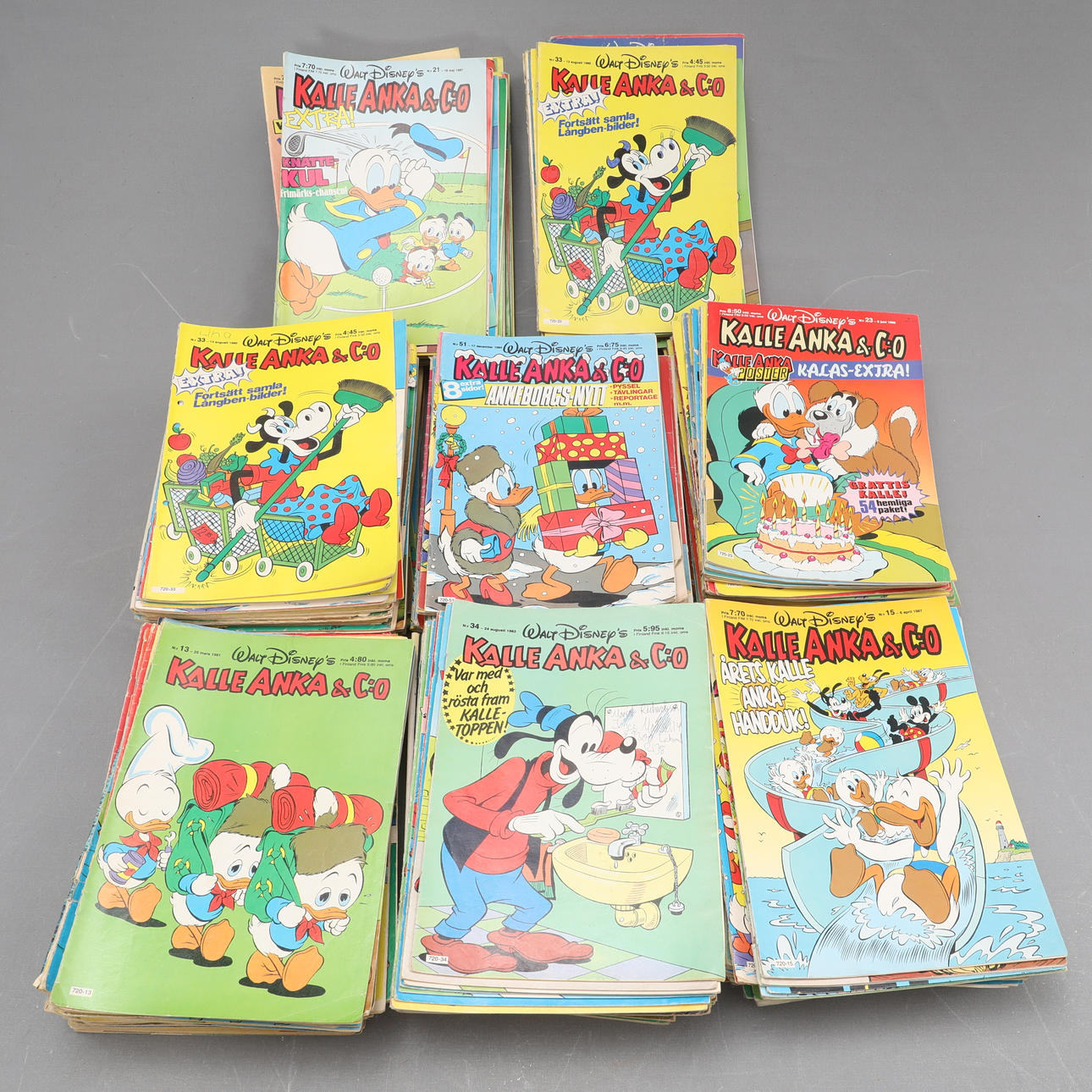 COMIC BOOKS, about 326 pieces, Donald Duck.