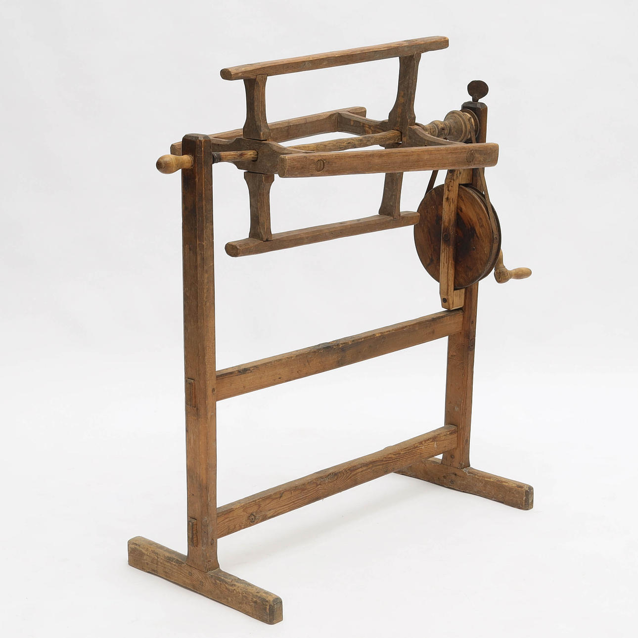 A 19th century general-purpose bobin.