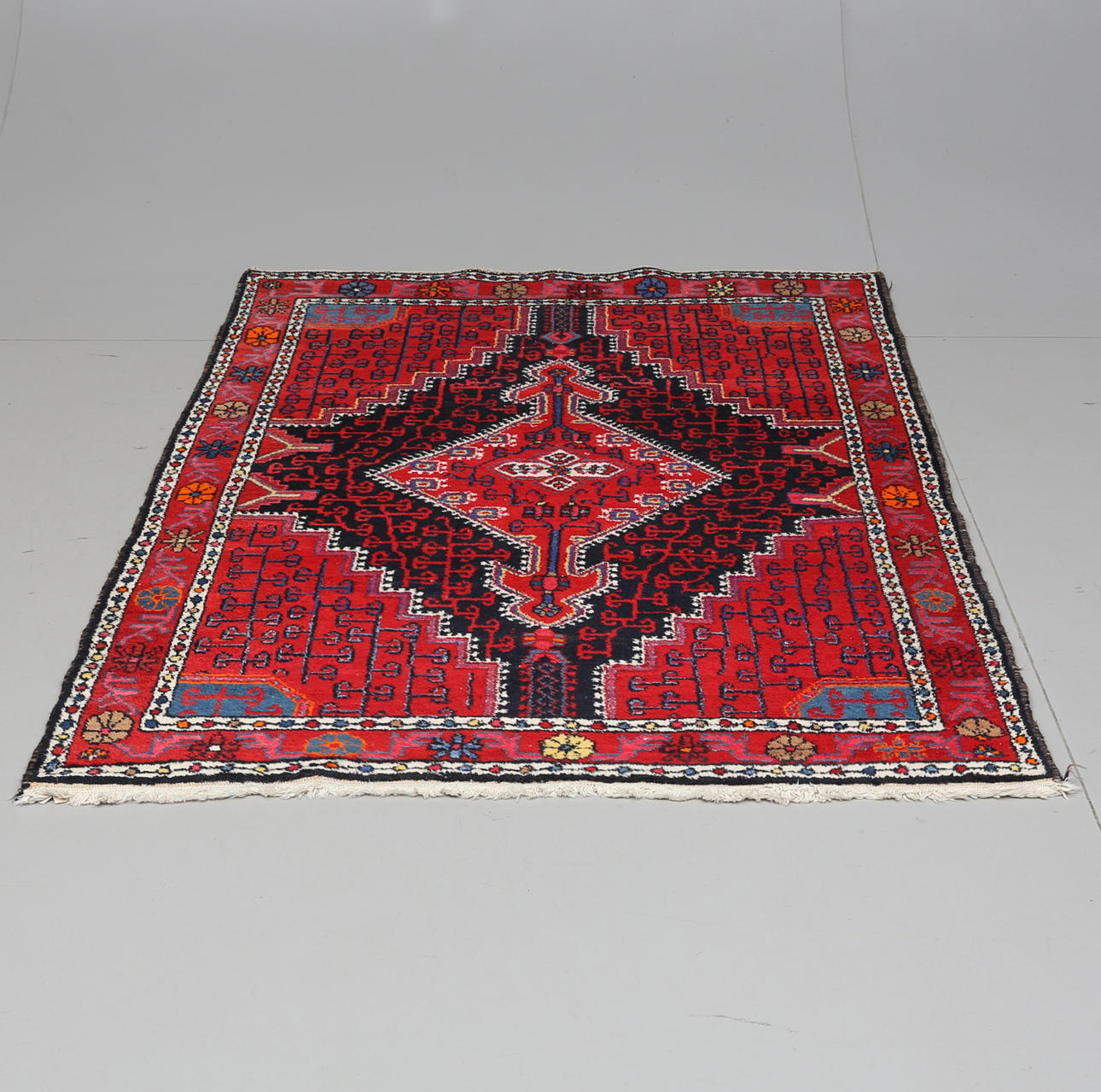 MATTA, Orientalisk, Persien, ca 185 x c134 cm.