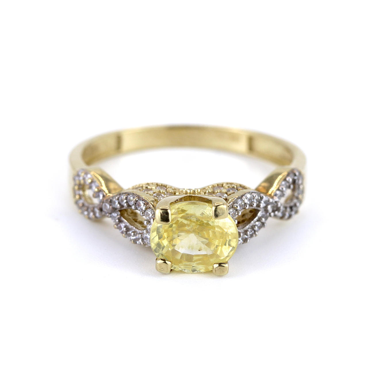 9CT GOLD SAPPHIRE & WHITE STONE SET RING.