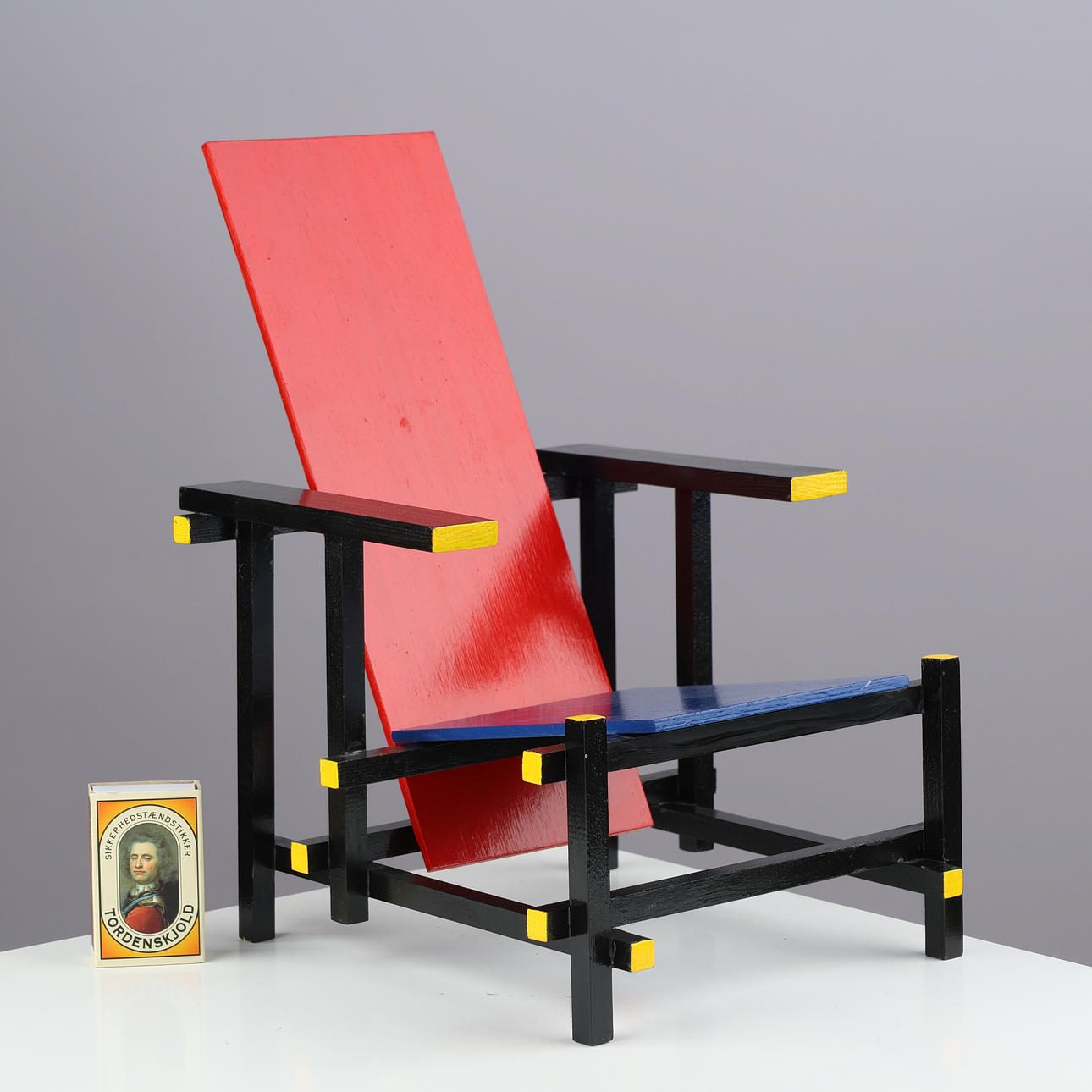 Handbuilt version of Gerrit Rietveld's 