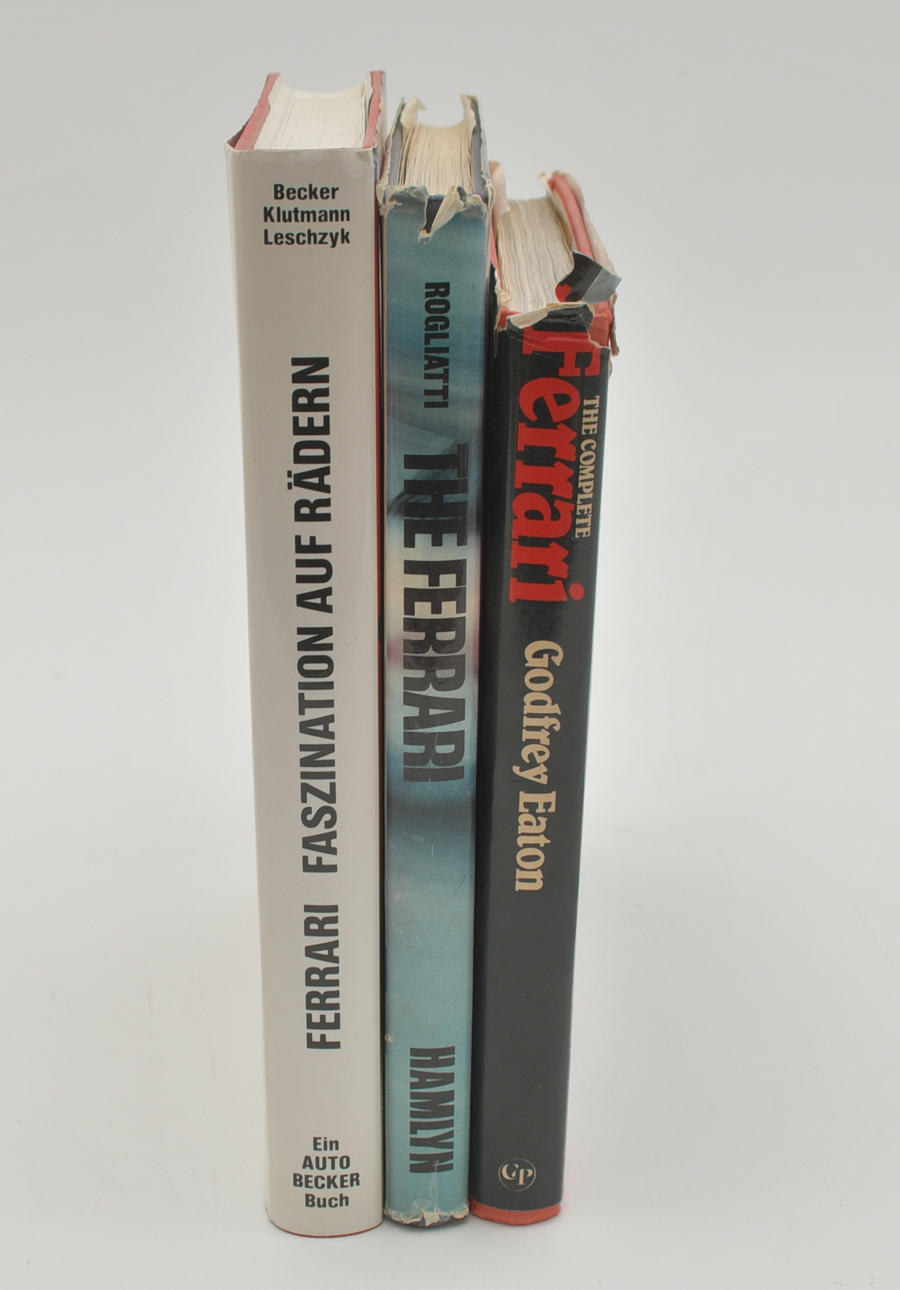 Böcker om Ferrari. 3 volymer.