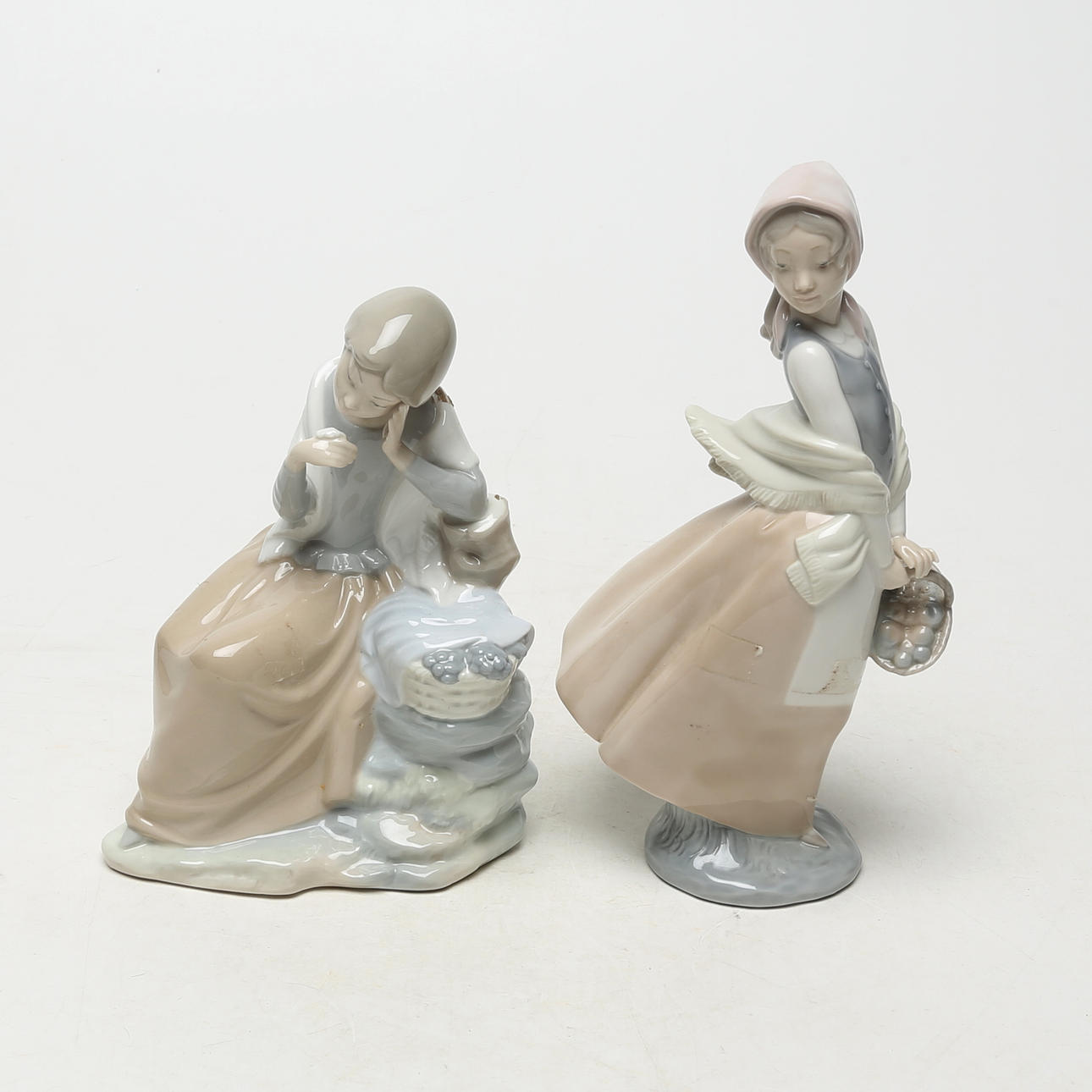 FIGURINES 2 pieces, porcelain, Nao.