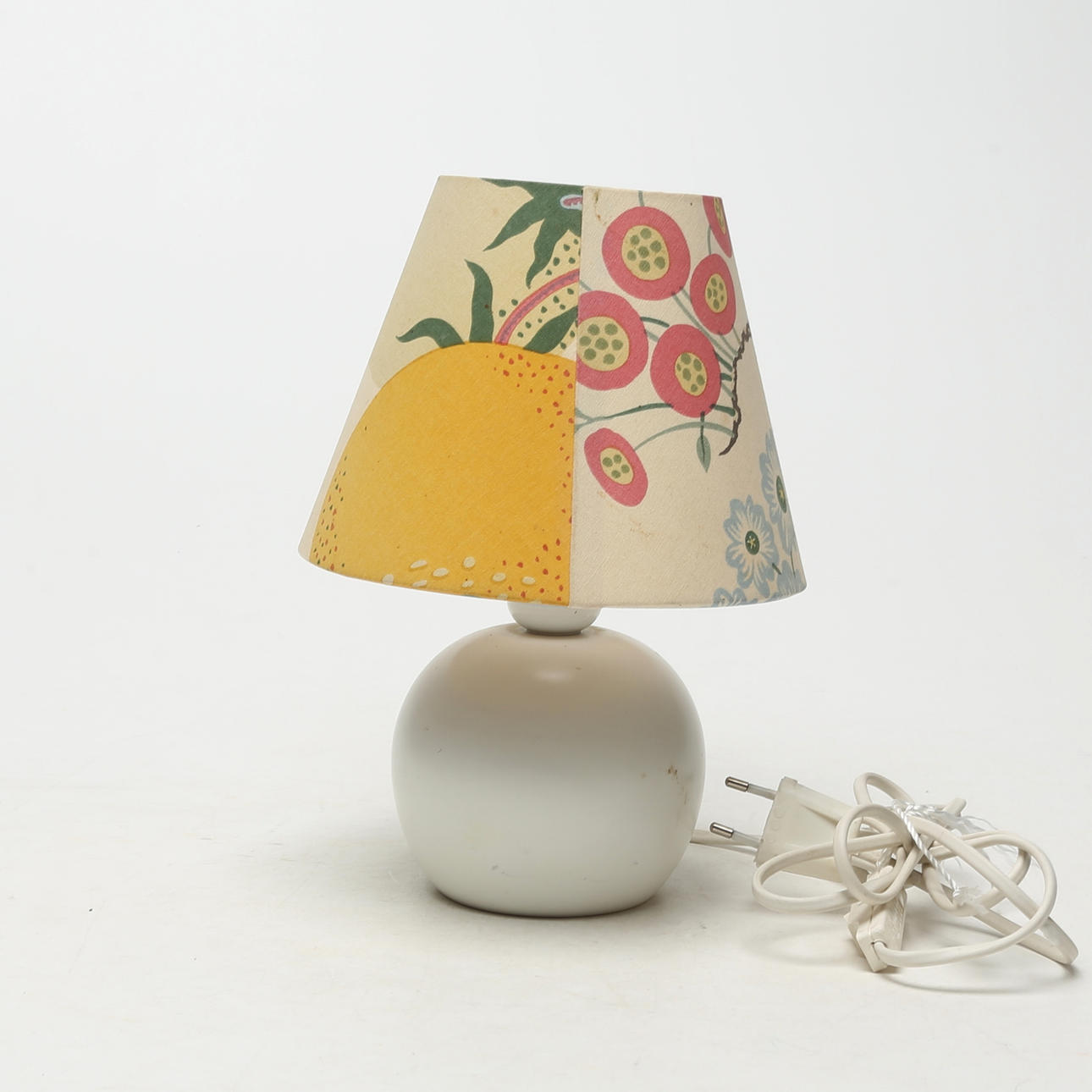 BORDSLAMPA, trä, Svenkt Tenn, modell 2575. .