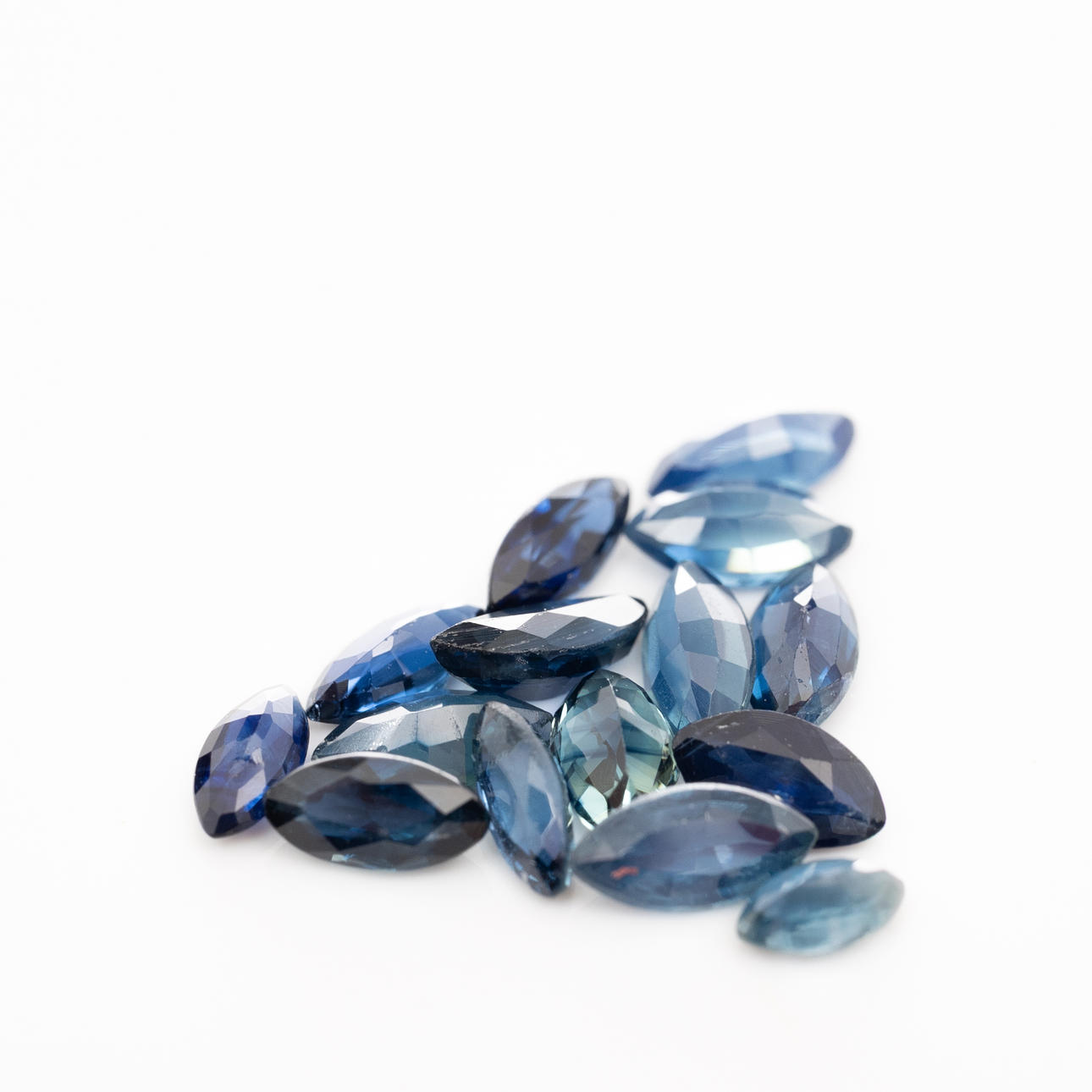 SAFIRER, 2,22 ct.