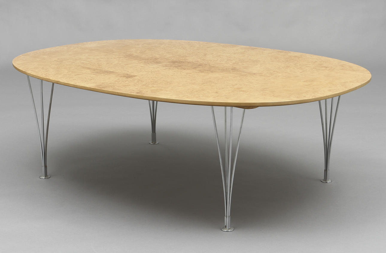 SOFFBORD, "Supercirkel" Bruno Mathsson & Piet Hein, Fritz Hansen. Danmark.