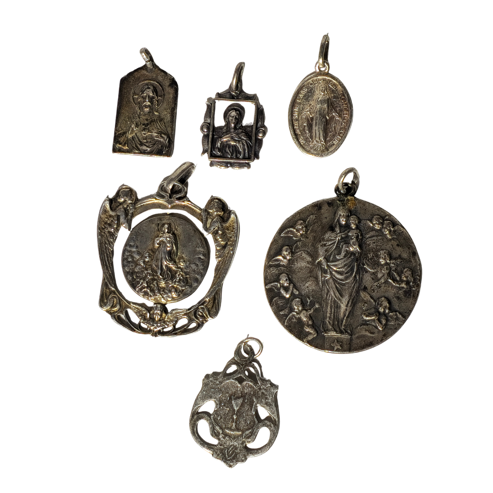 6 RELIGIOUS SILVER MEDALLIONS.
