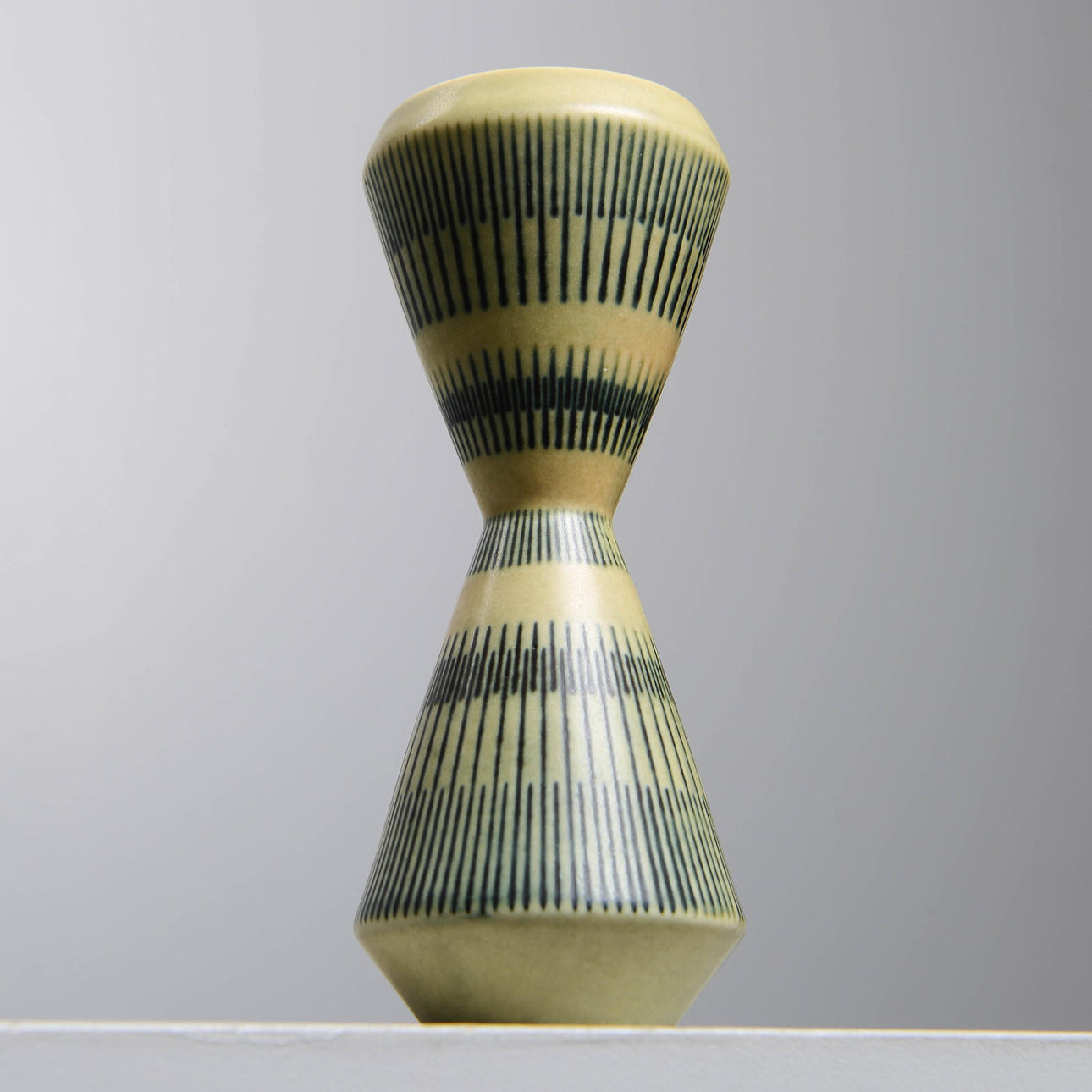 CARL-HARRY STÅLHANE. A vase, signed, Rörstrand, 1950s.