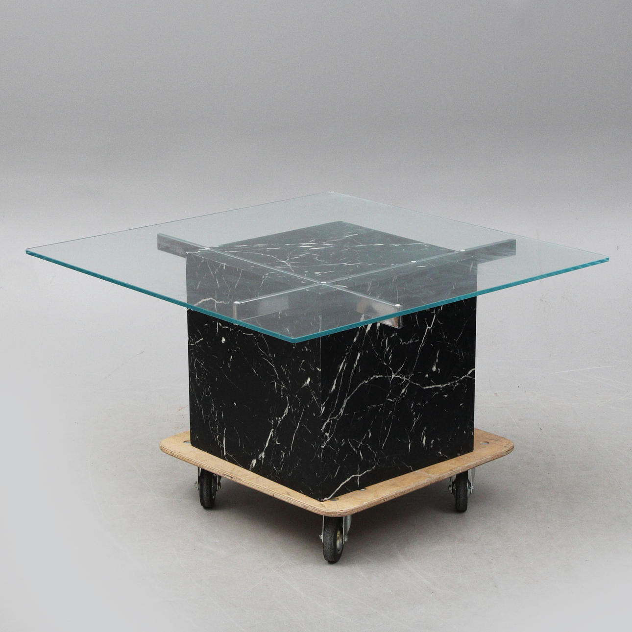 SOFFBORD, glas/stenimitation, modern.