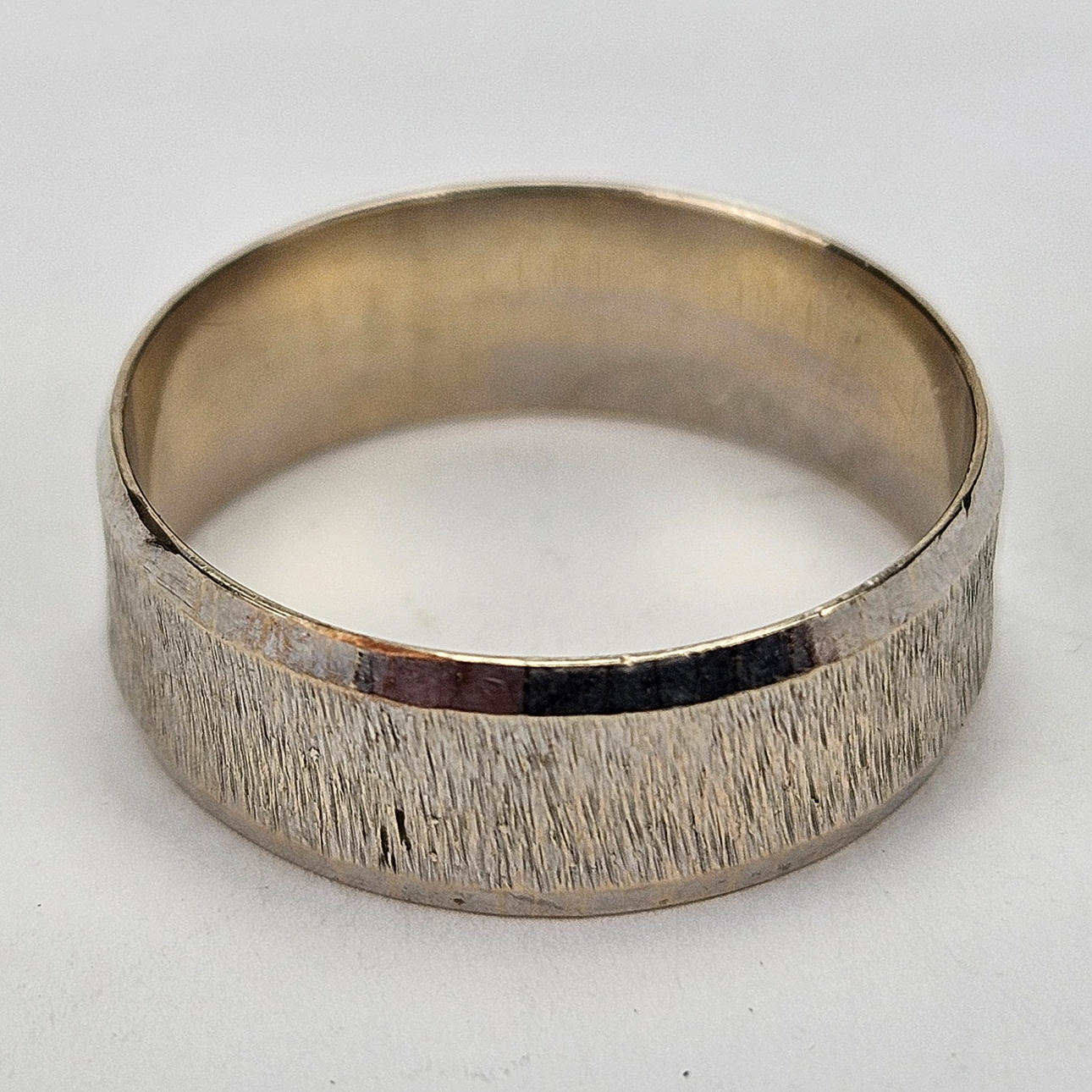 RING, white gold, 18K, weight approx. 3.8 grams.